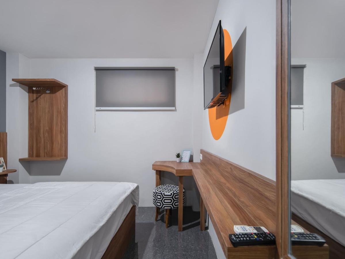Cove Accordia Residence Джакарта Екстериор снимка